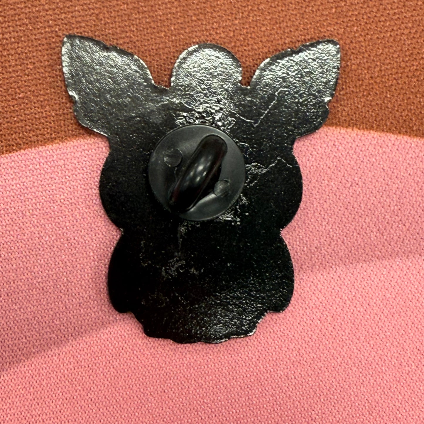 Leafeon cosplay Pin